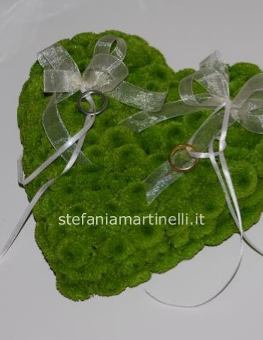 Porta fedi a cuore